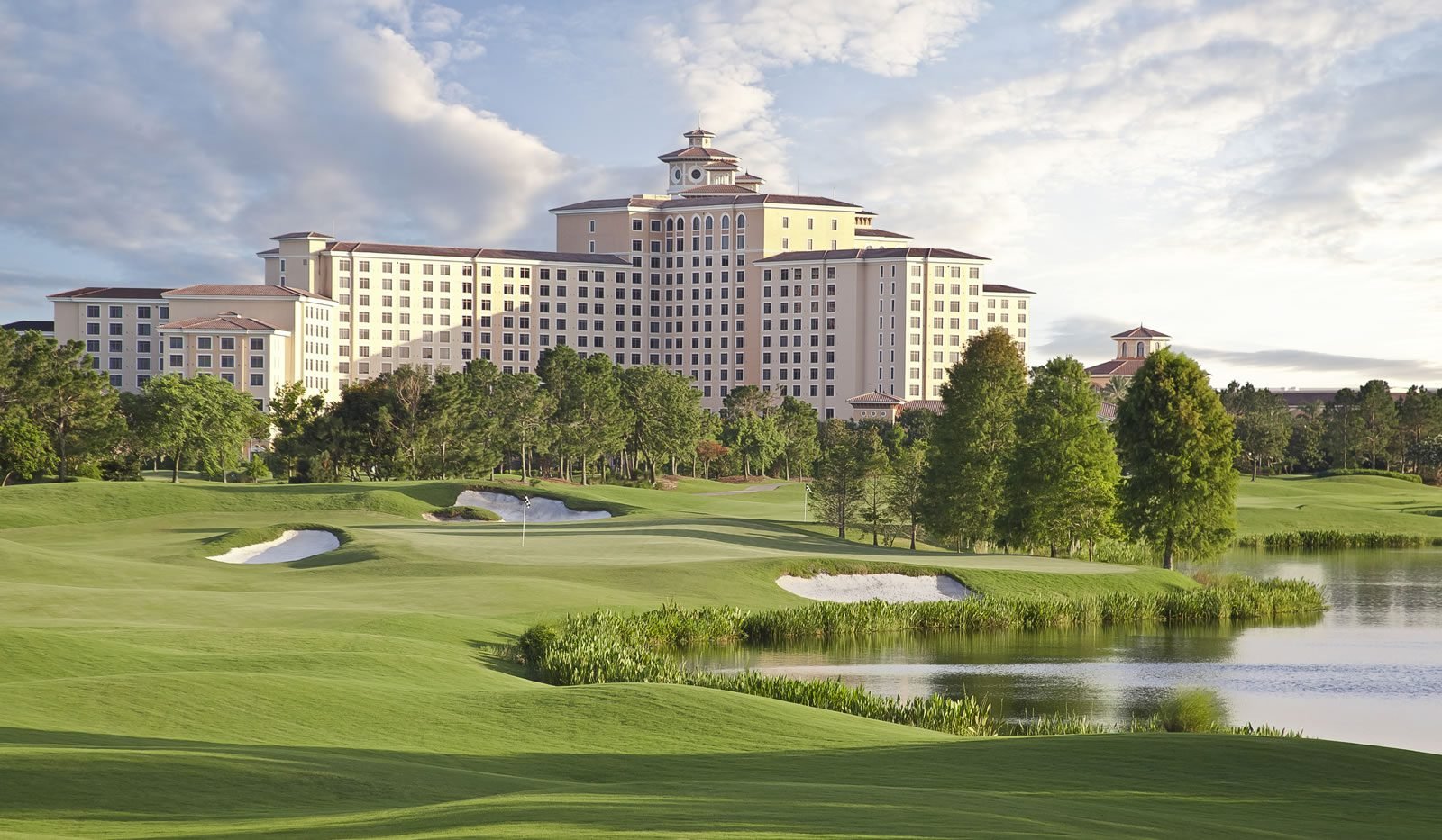 Orlando skyline and resorts
